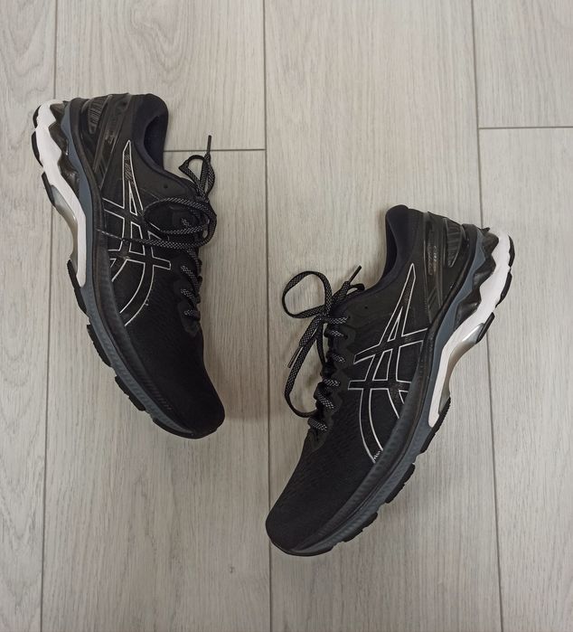 Продам asics gel kayano 27