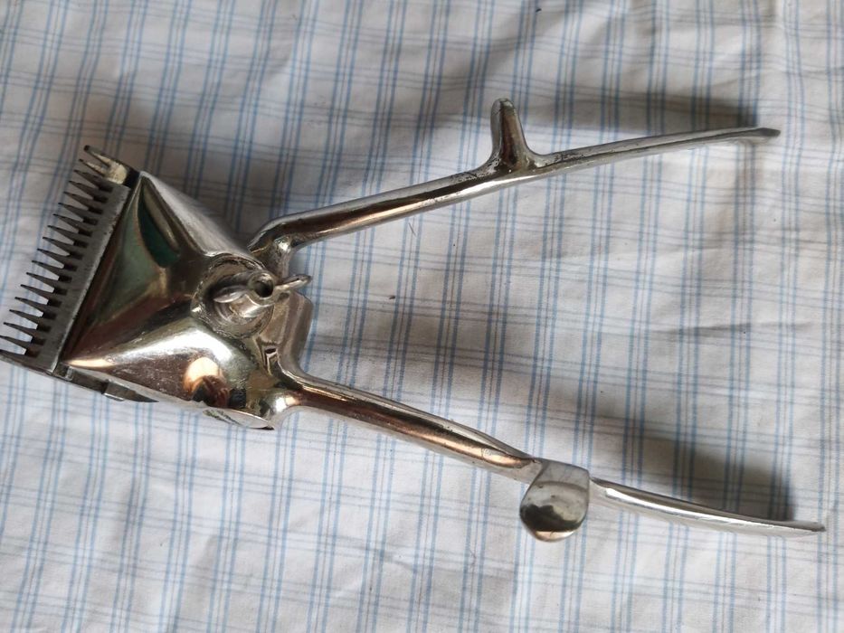 Машинка для стрижки (механічна) волосся