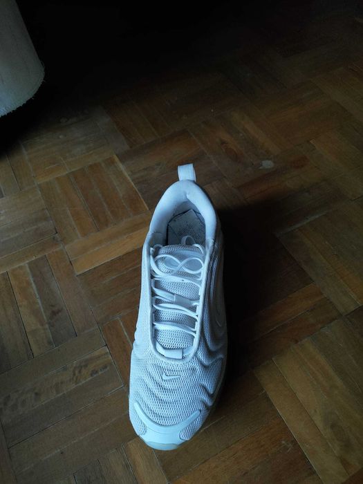 Ténis/ Sapatilha Nike Air Max 720 Brancos