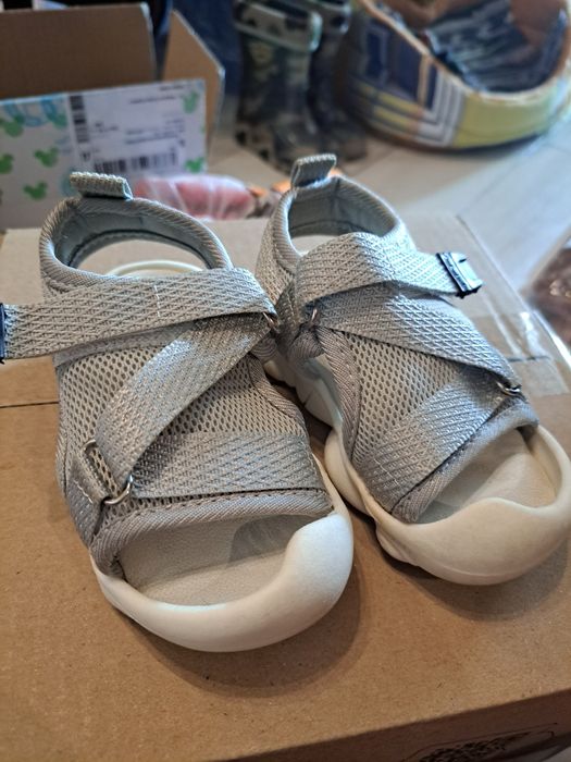 Босоніжки дитячі 14 розмір