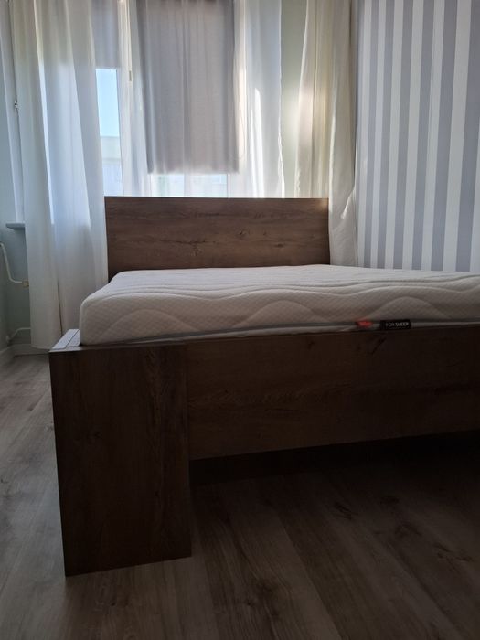 Łóżko  do sypialni