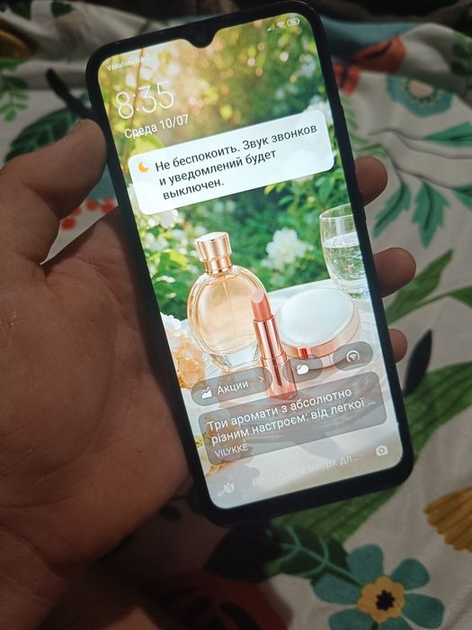 срочно продам Redmi 9c NFC+ на 64гб