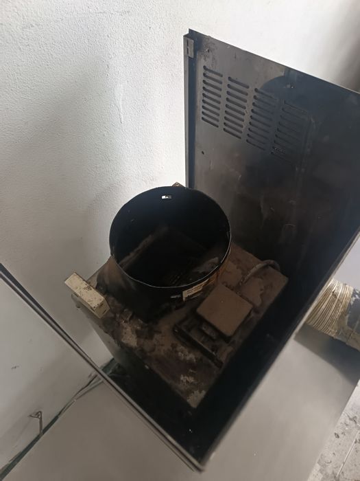 Exaustor da marca AEG