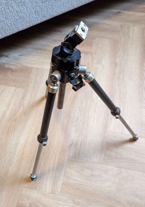 Statyw do aparatu M6 uniwersalny fotograficznego Made in NRD
