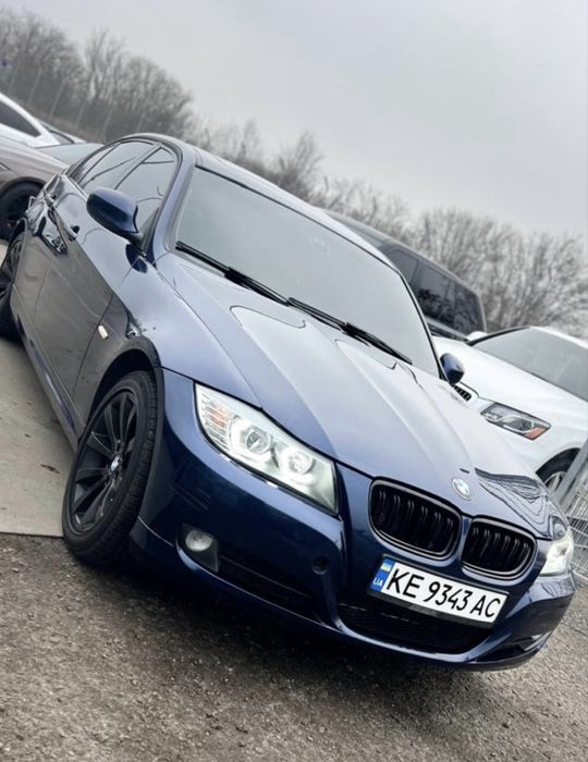 BMW е90 Рестайлинг 3.0