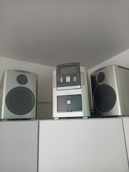 Radio z głośnikami