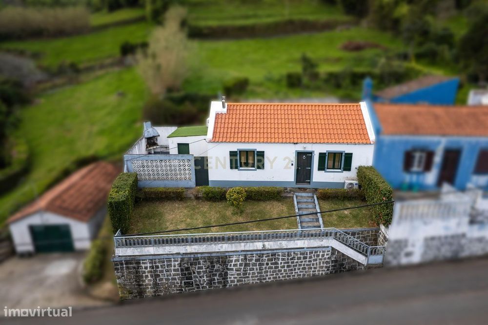 Refúgio de Charme com Vista Mar: T1+1 na Pedreira, Nordeste