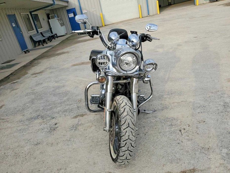 2011 Harley-Davidson FLHRC