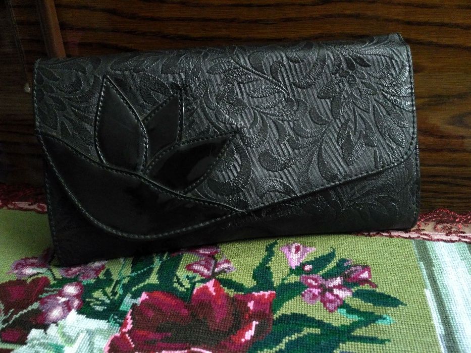 Сумочка - клатч