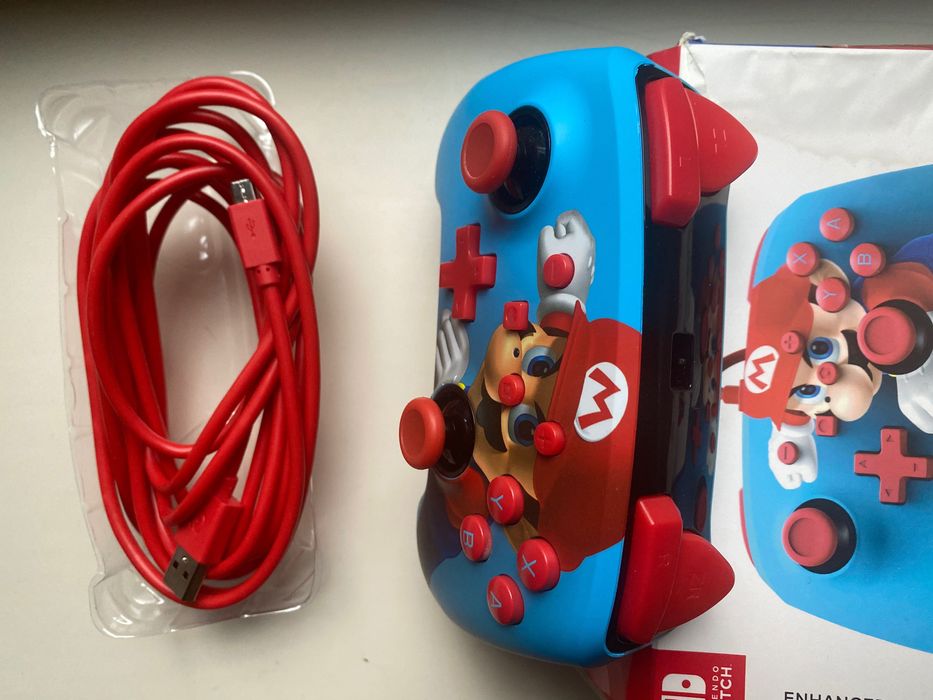 Джойстик / Геймпад PowerA Enhanced Super Mario Punch