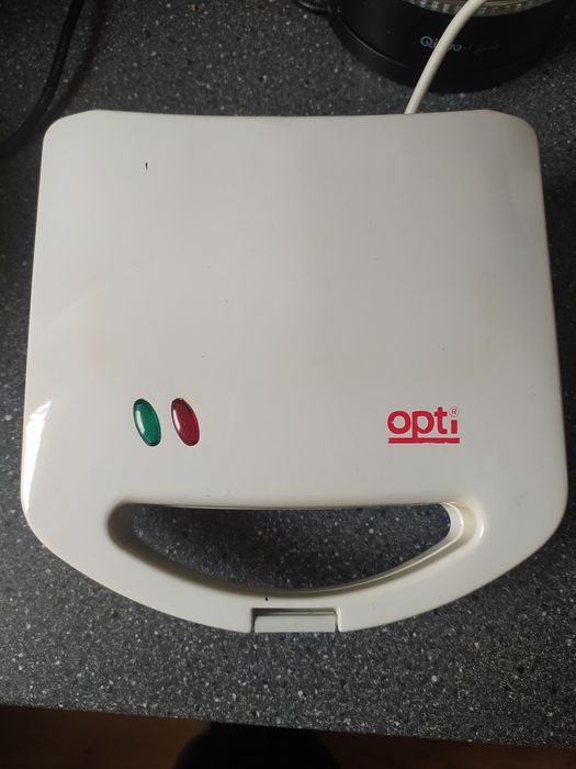 Gofrownica Opti GF-805