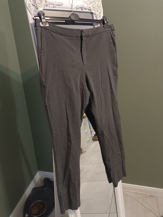 Wygodne spodnie rurki reserved w kostkę, rozmiar 42/44