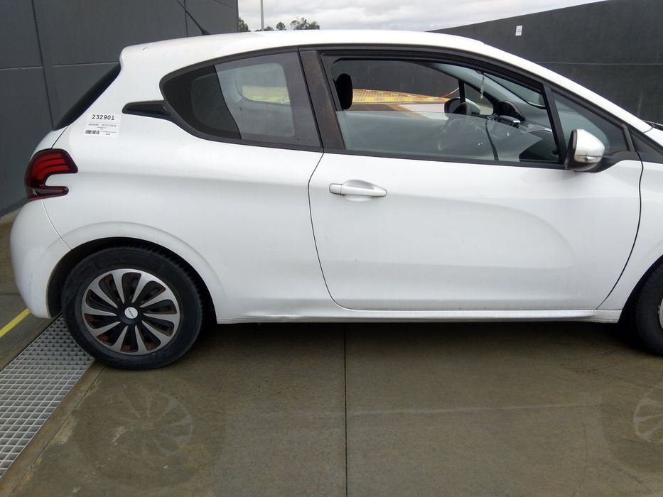 PEUGEOT 208 I - 2015 - Para Peças