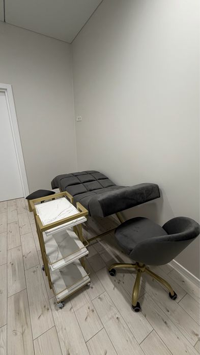 Оренда робочого місця , місце кушетка для майстра.