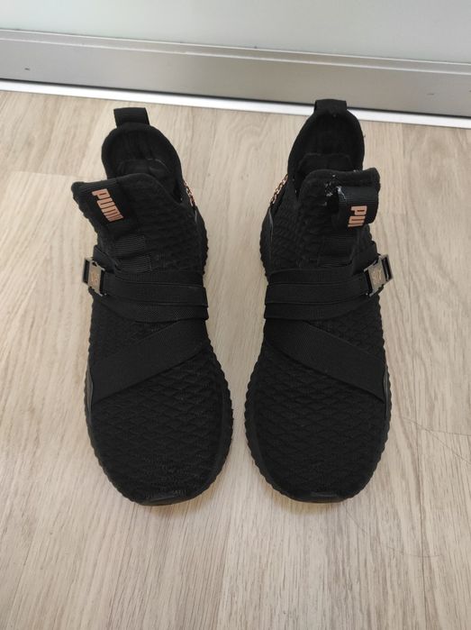 Puma кросівки 37.5