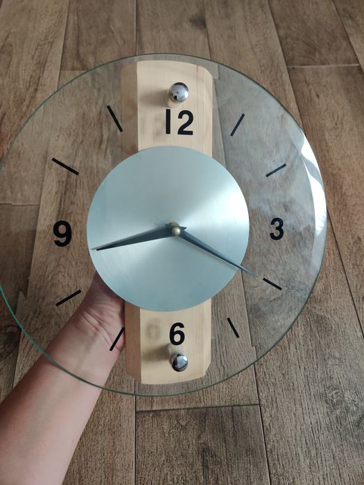 Скляний годинник!!!