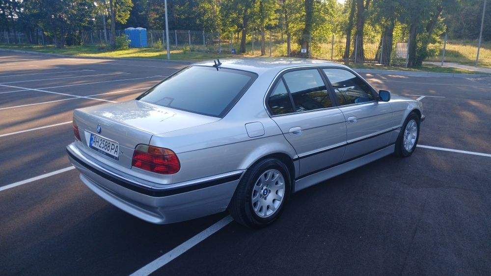 Продам BMW E38 730 M57