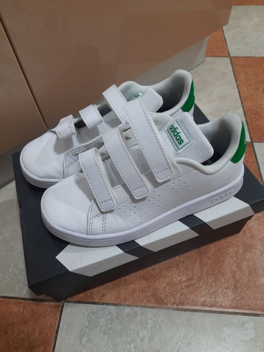 Кросівки Adidas розмір 33