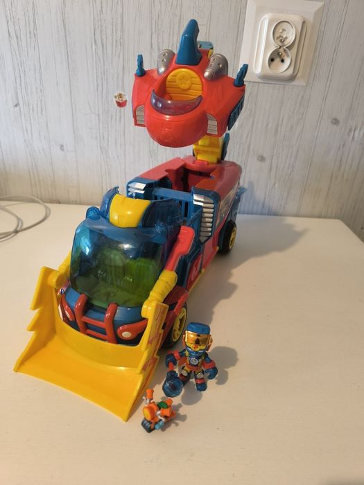 Super things ciężarówka rescue truck