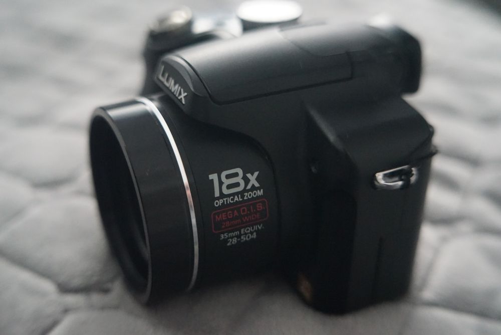 panasonic lumix DMC-FZ18