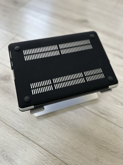 100% АКБ / ГАРАНТІЯ Macbook pro 2015  i7/16/256GB чохол в ПОДАРУНОК