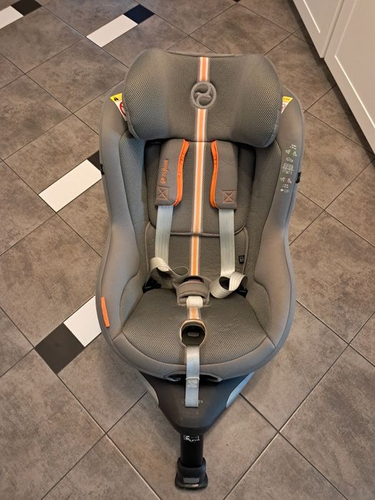 Sprzedam fotelik samochodowy Cybex Gi i-SIZE