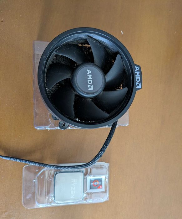 AMD Ryzen 2600 Processor with Cooler475385245090467840