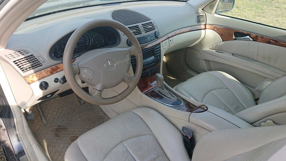 Mercedes Benz E320 Wzorowy