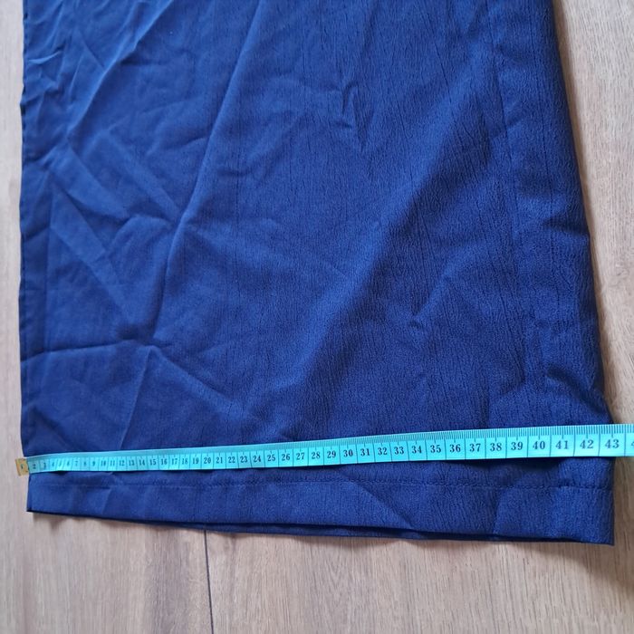 Spodnie z bardzo szerokimi nogawkami spódnico-spodnie