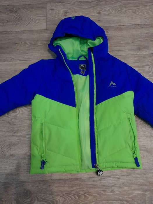Зимова куртка 5-6 років