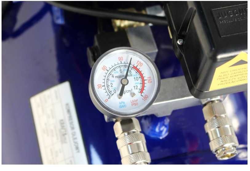 Kompresor Bezolejowy 100L 6000W 660L/MIN Niebieski KD4094 KRAFT&DELE