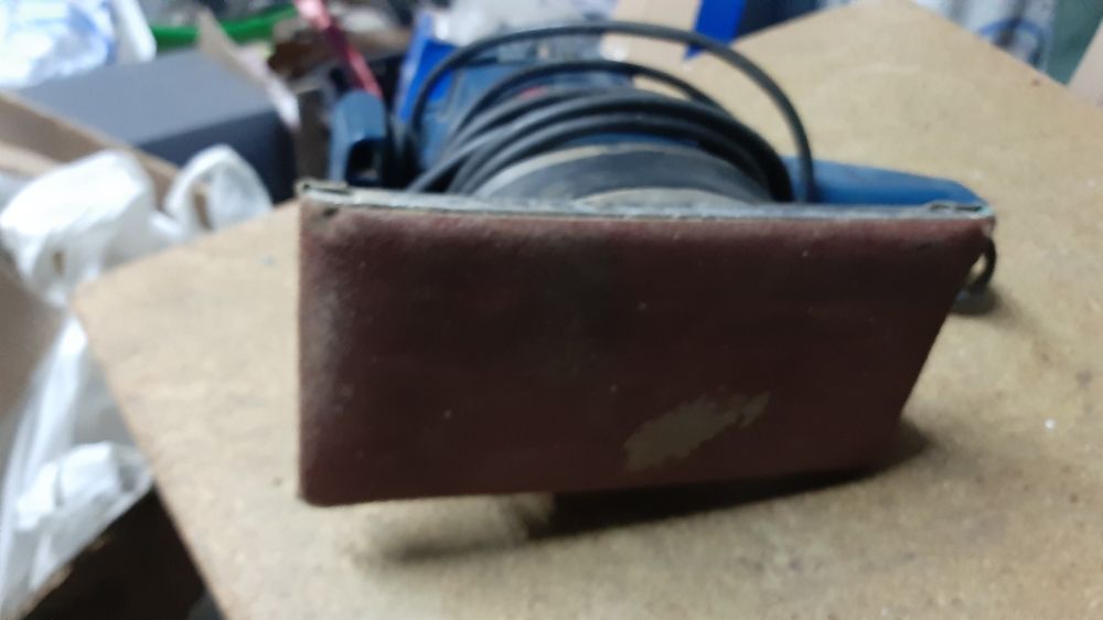 Lixadeira profissional em bom estado