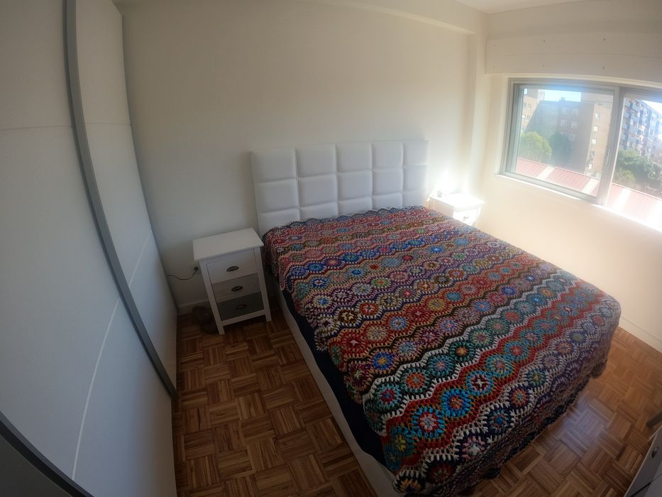 Colcha de lã feita em crochê