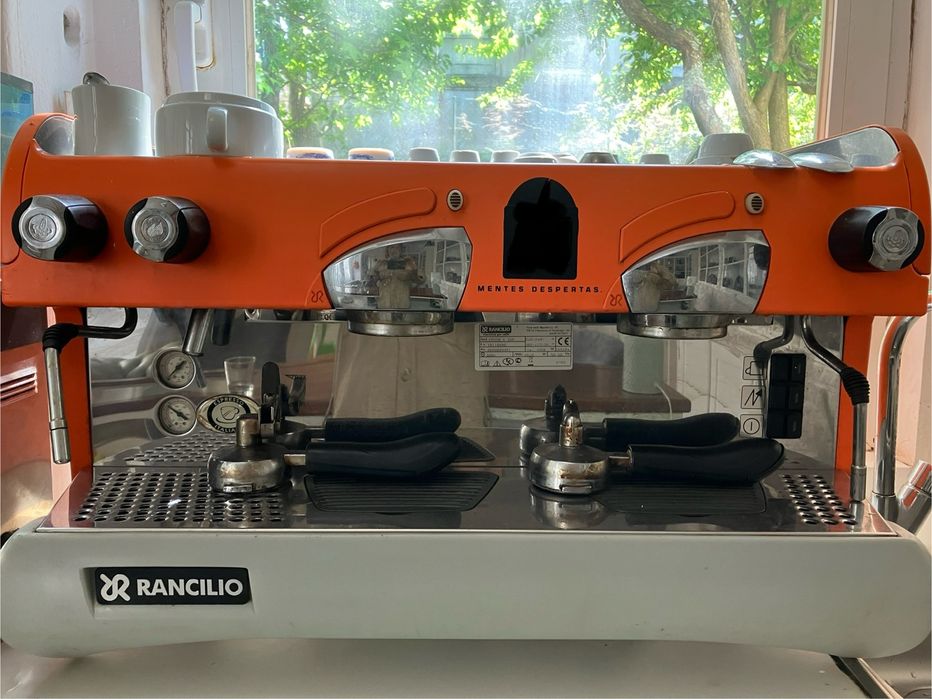 Maquina de Cafe e Moinho Marca Rancilio