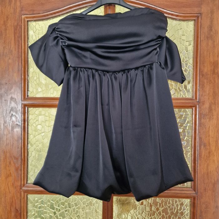 Piękna atłasowa bluzeczka