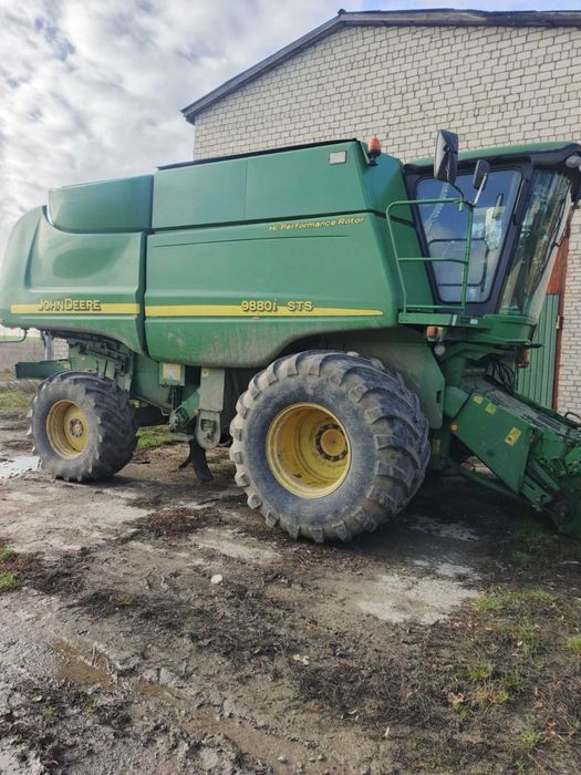 Комбаєн JOHN Deere STS 9880i