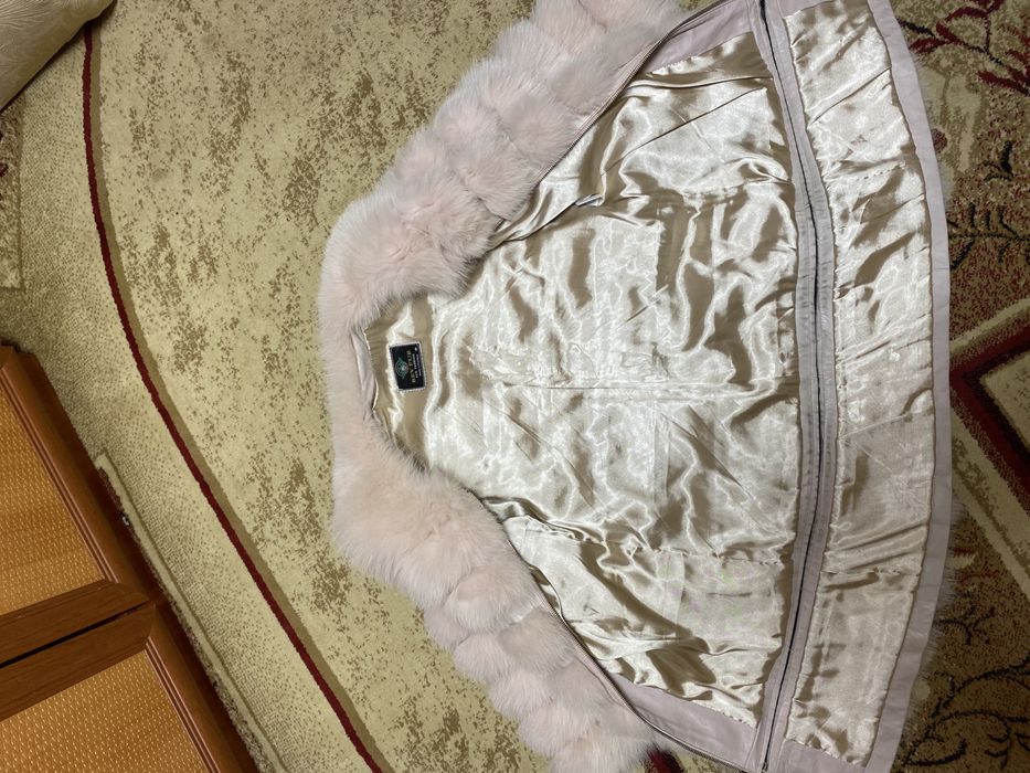 Продам шубу песец