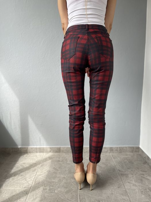 Zara spodnie w kratke cyfaretki XS 34 rurki