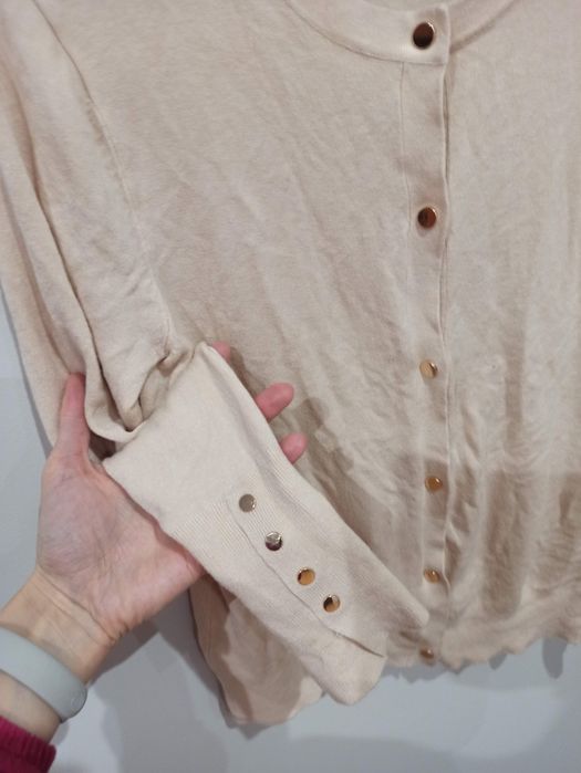 Sweterek rozpinany Zara M złote guziki