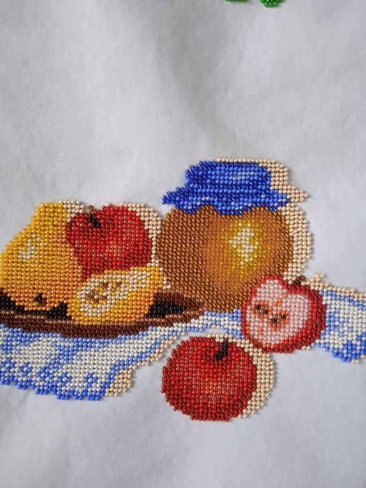 Вишивка бісером.