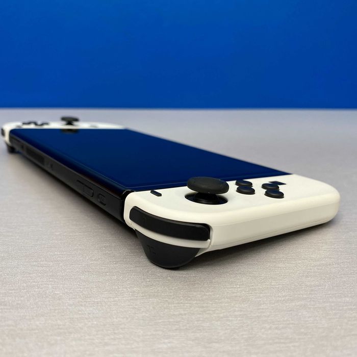 Nintendo Switch OLED (White)