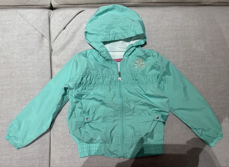 Куртка вітровка плащ H&M Impidimi