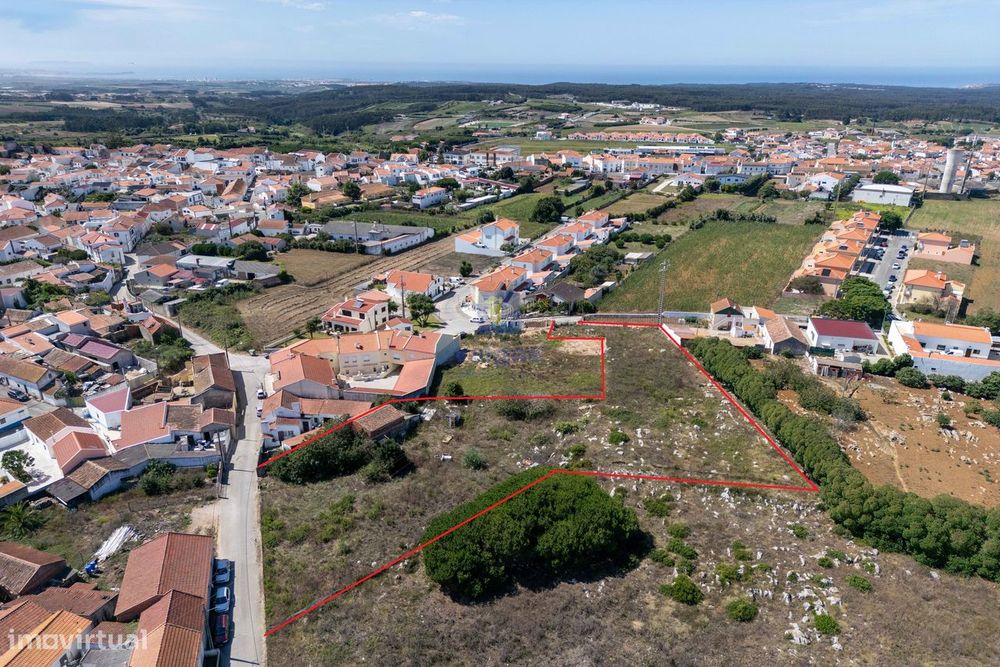 Terreno com 3.800m², localizado em Serra del Rei, uma das regiões mais
