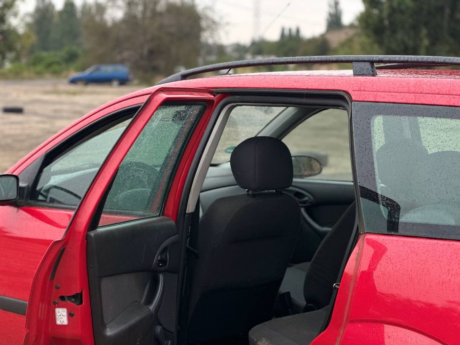 Ford Focus 2001 1.8 Бензин!