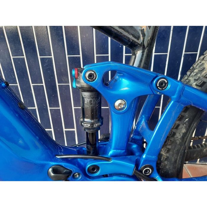 Giant eletrica m so 1400km
