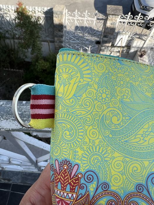 Cosmetic bag make notes