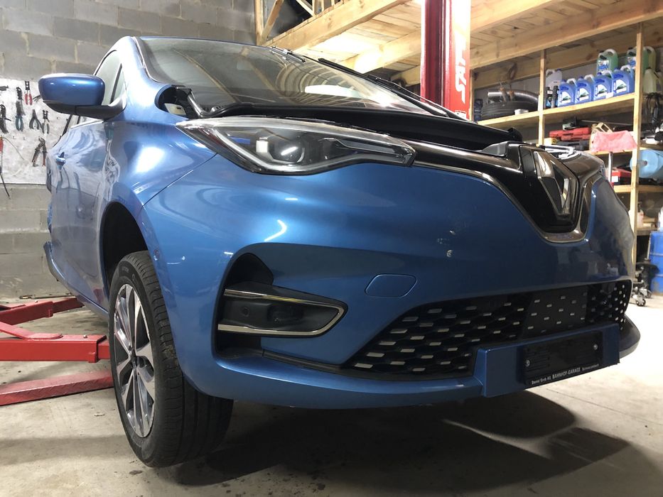 Розборка Renault Zoe запчастини розбірка Рено Зоя разборка шрот зое