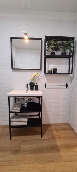 Arrenda-se apartamento T1+1 open space. Telemovel: 91 270 40 86