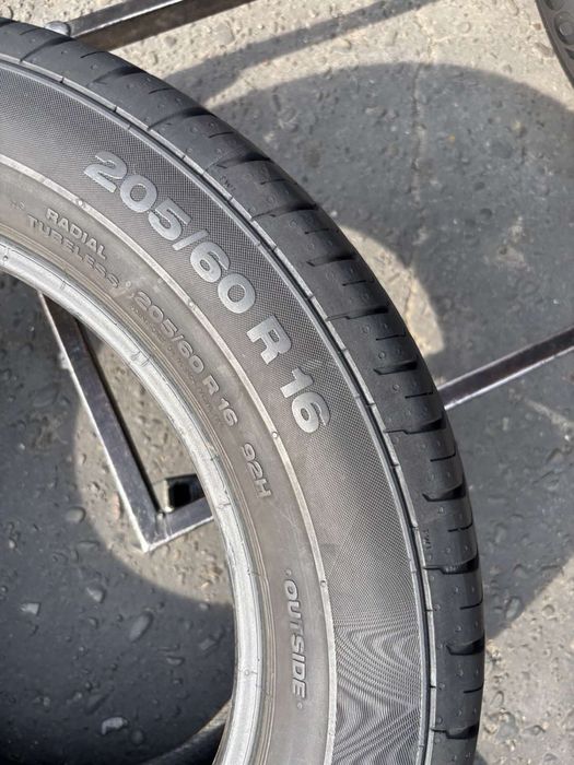 Шини 205/60 R16 пара Continental  літо, 6,7мм