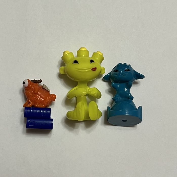 Фігурки kinder natoons hello kitty mario